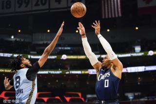 热刺的进攻 热刺的进攻